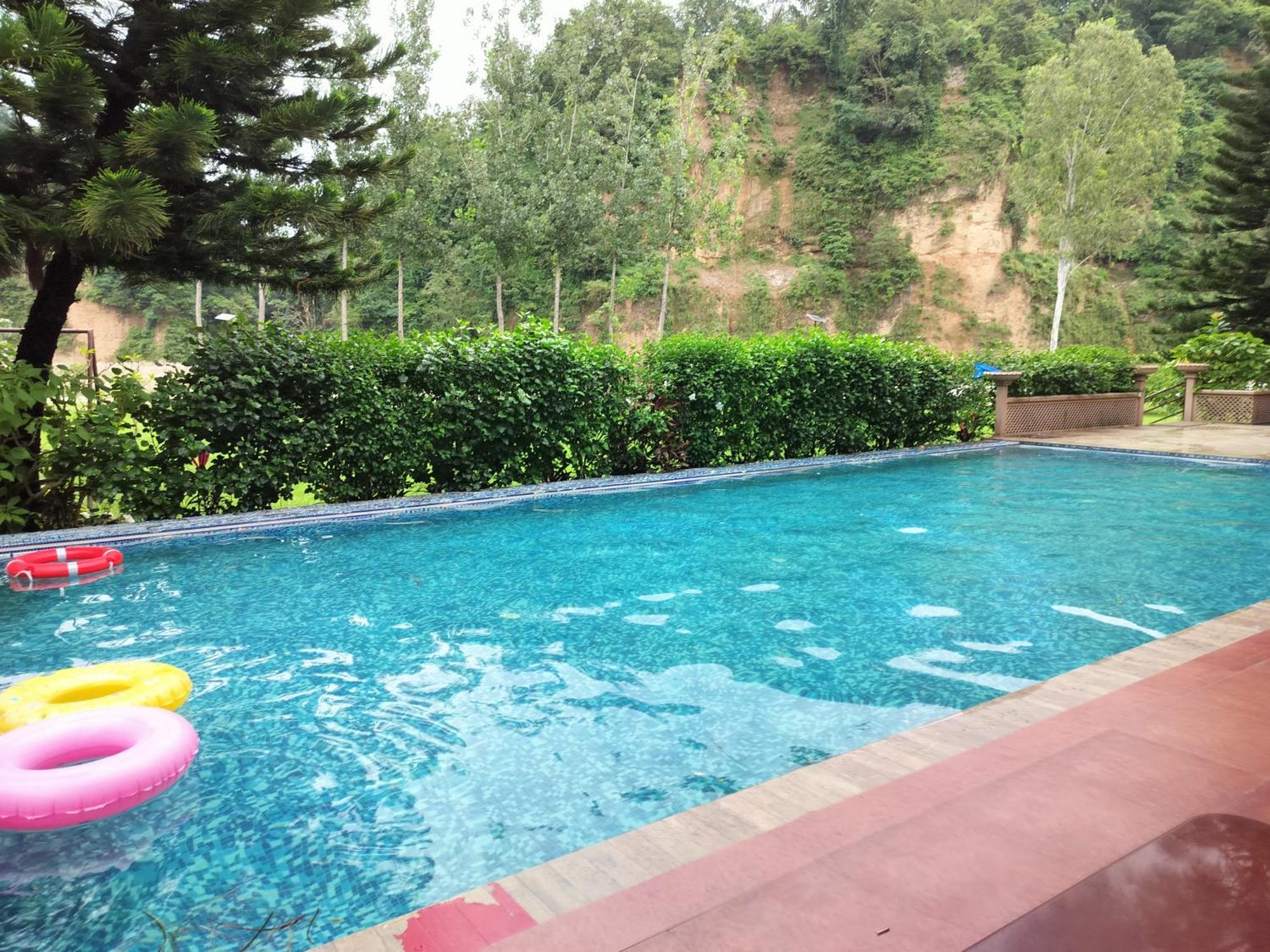 Bel-La Monde Hotel "Riverside" - Jim Corbett Garjia Kültér fotó