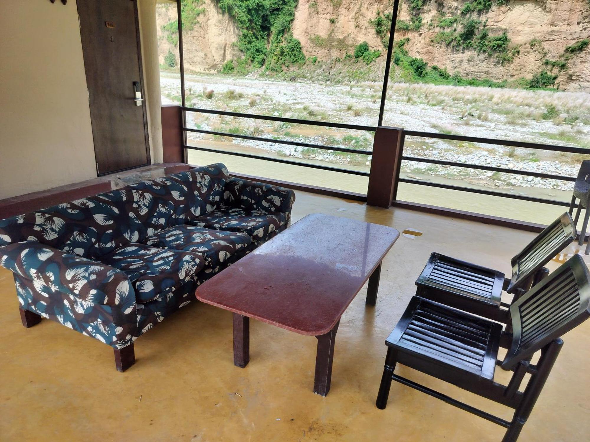 Bel-La Monde Hotel "Riverside" - Jim Corbett Garjia Kültér fotó