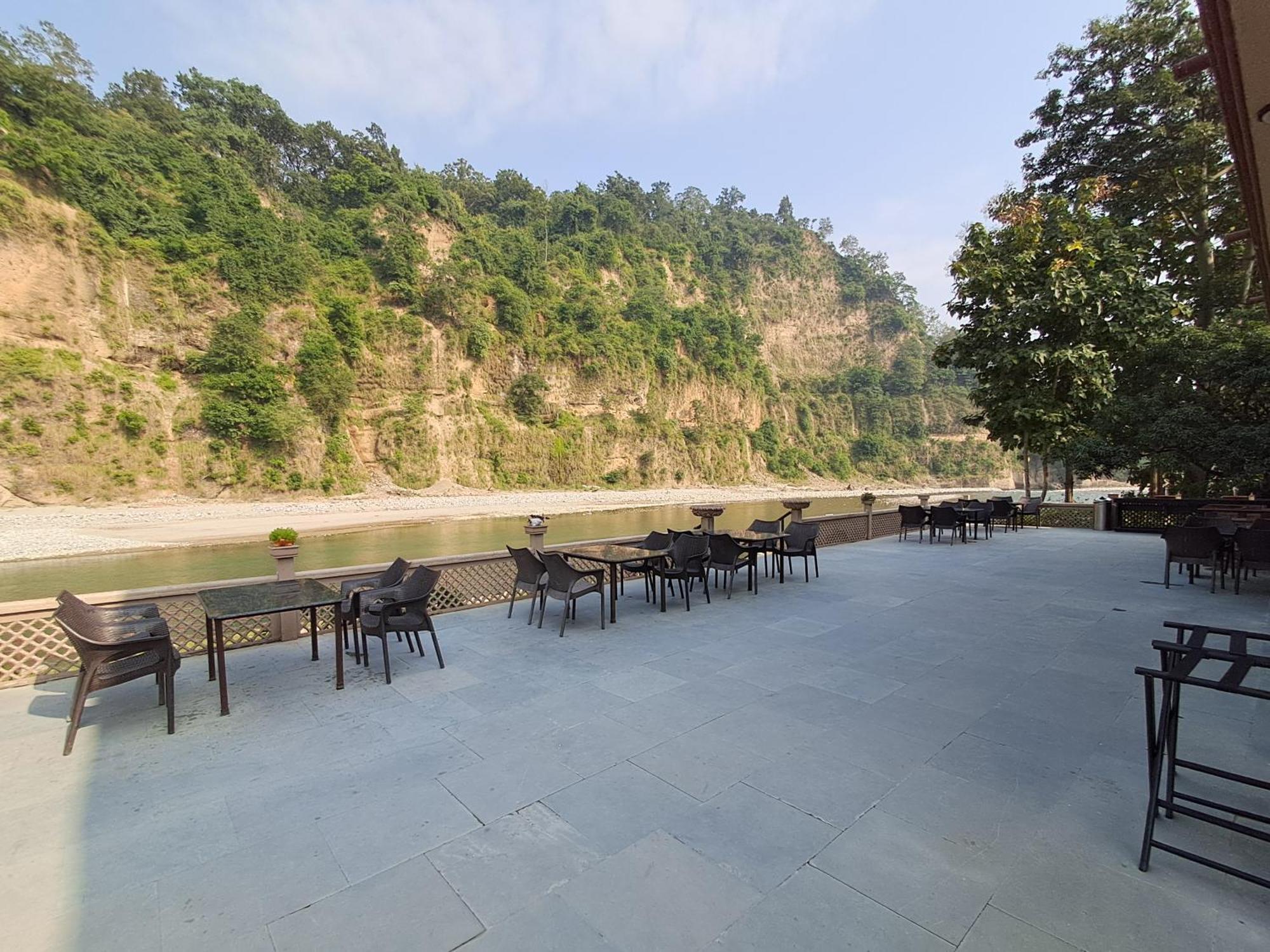 Bel-La Monde Hotel "Riverside" - Jim Corbett Garjia Kültér fotó