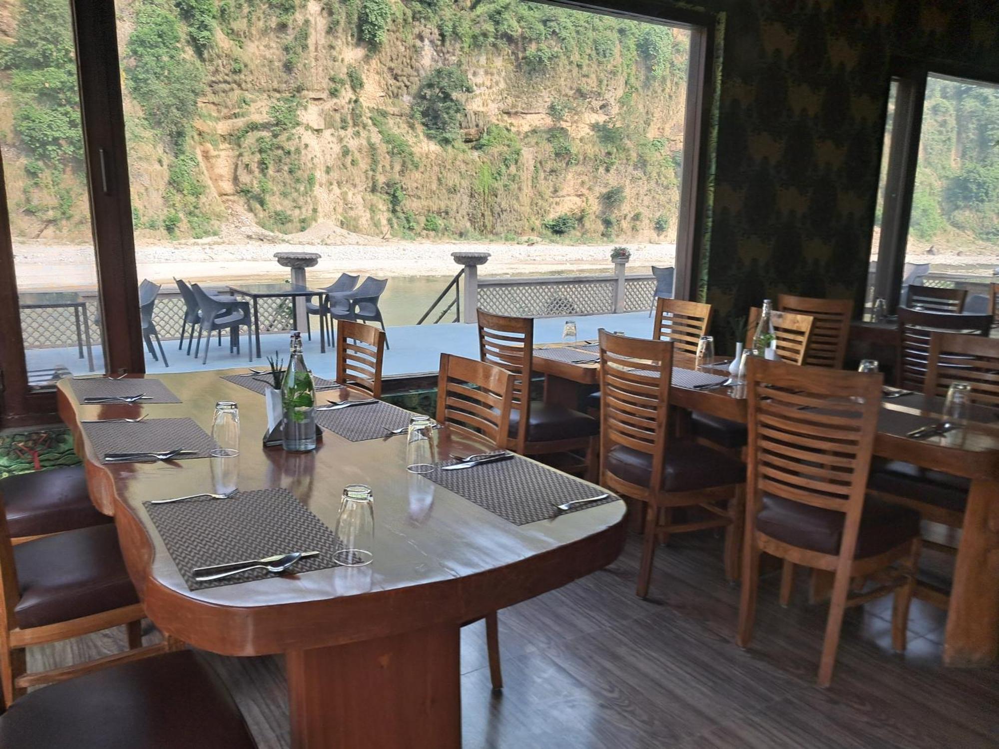 Bel-La Monde Hotel "Riverside" - Jim Corbett Garjia Kültér fotó