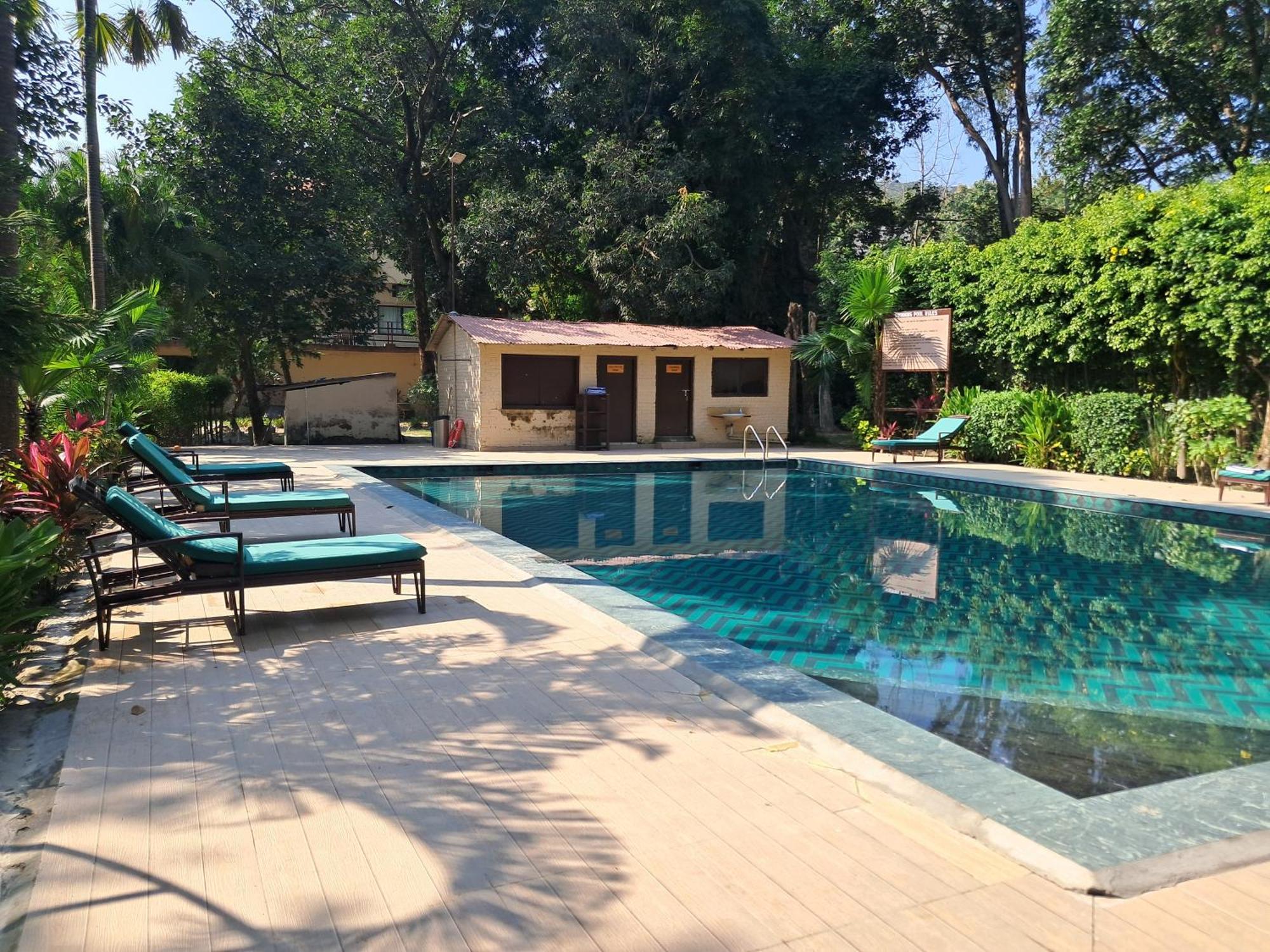 Bel-La Monde Hotel "Riverside" - Jim Corbett Garjia Kültér fotó