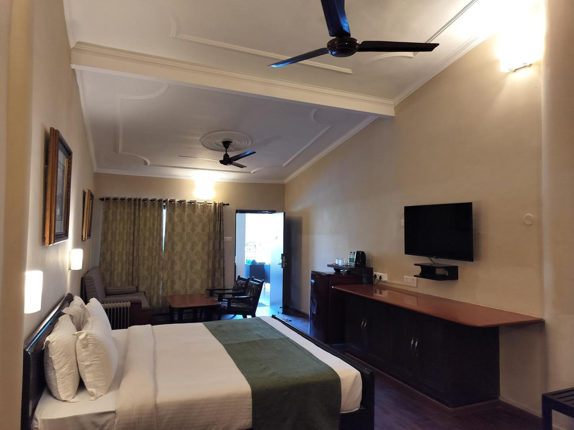 Bel-La Monde Hotel "Riverside" - Jim Corbett Garjia Kültér fotó