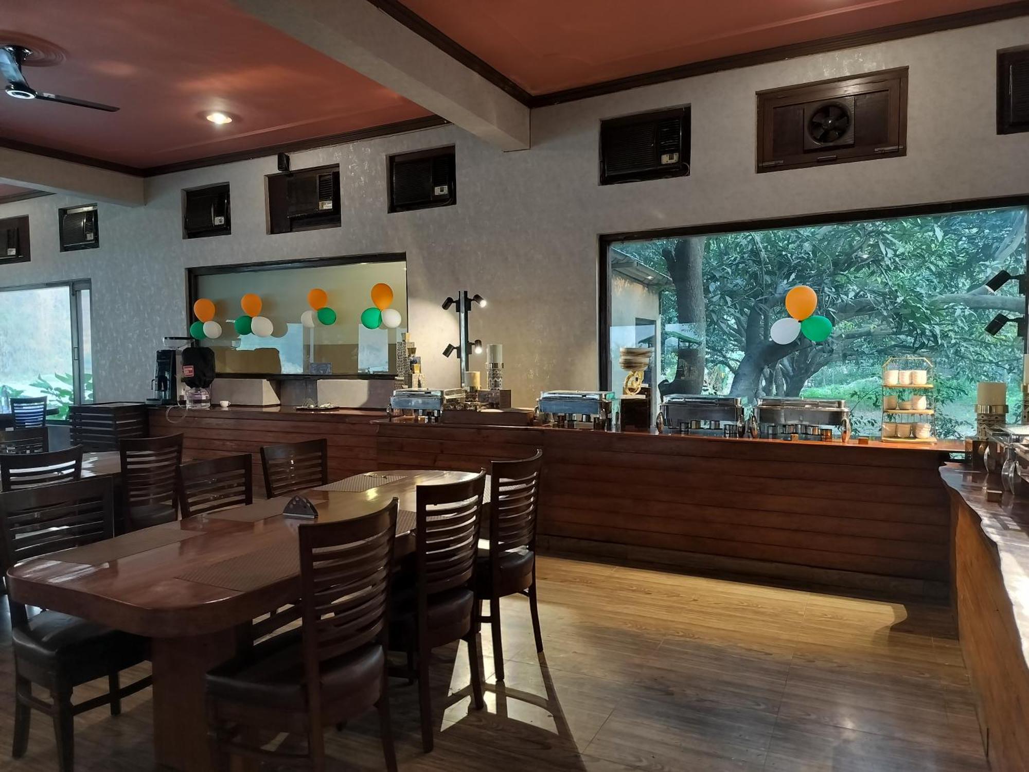 Bel-La Monde Hotel "Riverside" - Jim Corbett Garjia Kültér fotó