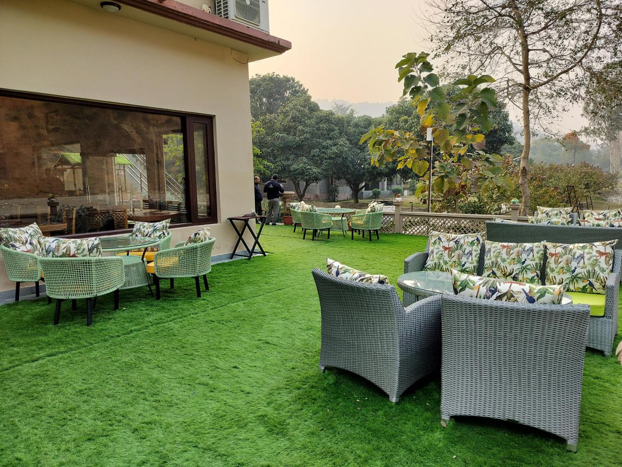 Bel-La Monde Hotel "Riverside" - Jim Corbett Garjia Kültér fotó